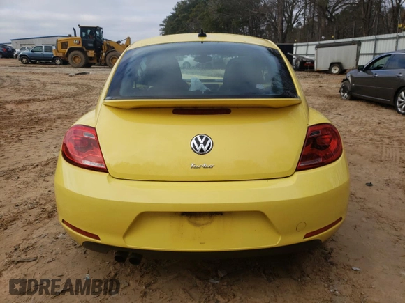 2016 Volkswagen Beetle SE с VIN 3VWJ17AT9GM605867, выставлен на аукционе Copart как лот 41690005 с пробегом 46 090 миль миль и Списание • Salvage title. История ставок и продаж доступна на DreamBid. Изображение 6.
