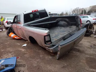 2016 Ram 1500 Sport z VIN 1C6RR7HT7GS405833, wystawiony jako IAAI lot #41697176 z przebiegiem 150 223 mil mil oraz . Historia ofert i sprzedaży dostępna na DreamBid. Obrazek 3.