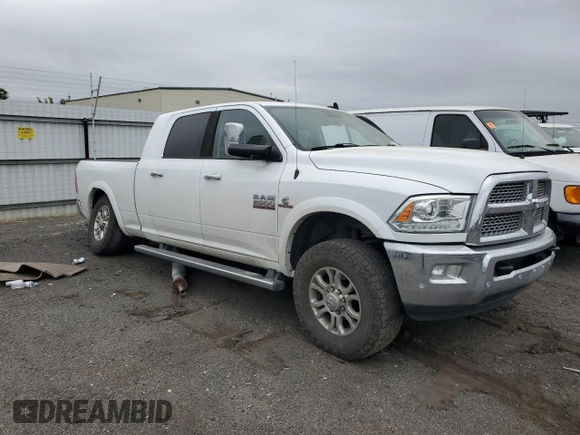 2016 Ram 2500 Laramie z VIN 3C6UR5NL3GG229955, wystawiony jako Copart lot #53573345 z przebiegiem 177 314 mil mil oraz Szkoda całkowita • Salvage title. Historia ofert i sprzedaży dostępna na DreamBid. Obrazek 4.