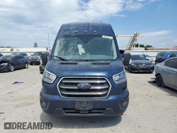 2020 Ford Transit Passenger XL with VIN 1FBVU4XG4LKB19039, listed as a Copart auction lot 60059294 with 102,994 mi miles and Salvage Title. Bid and sale history available at DreamBid. Image 5.