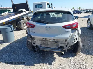 2018 Mazda CX-3 Touring z VIN JM1DKFC77J0331828, wystawiony jako IAAI lot #40482555 z przebiegiem 101 473 mil mil oraz . Historia ofert i sprzedaży dostępna na DreamBid. Obrazek 17.