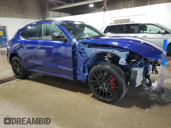 2024 Maserati Levante with VIN ZN661YUM4RX450899, listed as a Copart auction lot 57894355 with 8,952 mi miles and Salvage title. Bid and sale history available at DreamBid. Image 4.
