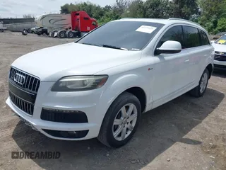 2011 Audi Q7 S line с VIN WA1DGAFE2BD006121, выставлен на аукционе IAAI как лот 42177073 с пробегом 212 163 миль миль и . История ставок и продаж доступна на DreamBid. Изображение 2.