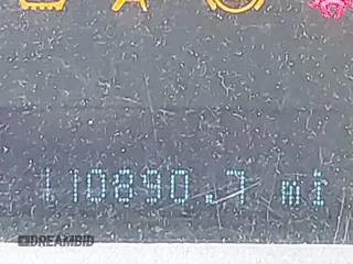2009 Mercury Mariner z VIN 4M2CU81709KJ22168, wystawiony jako IAAI lot #42437718 z przebiegiem 110 890 mil mil oraz . Historia ofert i sprzedaży dostępna na DreamBid. Obrazek 7.