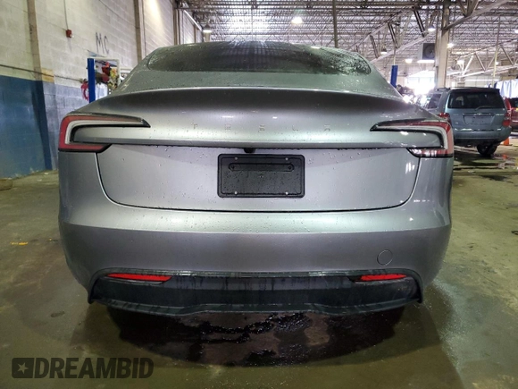 2025 Tesla Model 3 Long Range with VIN 5YJ3E1EA1SF925543, listed as a Copart auction lot 43796445 with 260 mi miles and Salvage Title. Bid and sale history available at DreamBid. Image 6.