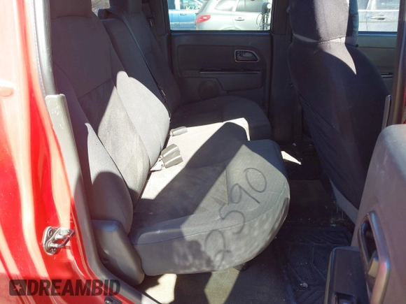 2005 Chevrolet Colorado 1SF LS Z71 with VIN 1GCDT136058133302, listed as a IAAI auction lot 41692590 with 167,071 mi miles. Bid and sale history available at carsss.com. Image 8.