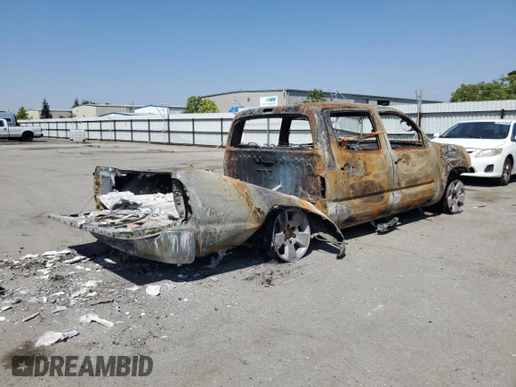 2006 Toyota Tacoma PreRunner with VIN 5TEJU62N16Z190078, listed as a Copart auction lot 56425985 with Not provided miles and Non repairable. Bid and sale history available at DreamBid. Image 3.