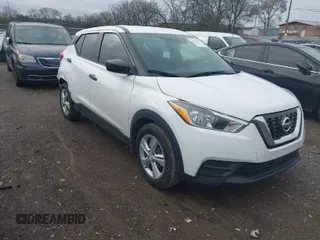 2020 Nissan Kicks S with VIN 3N1CP5BV7LL546450, listed as a IAAI auction lot 41117857 with 117,957 mi miles and . Bid and sale history available at carsss.com. Image 1.
