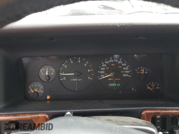 1998 Jeep Grand Cherokee Limited с VIN 1J4GZ78Y0WC245194, выставлен на аукционе Copart как лот 57838825 с пробегом 199 412 миль миль и Списание • Salvage title. История ставок и продаж доступна на DreamBid. Изображение 9.