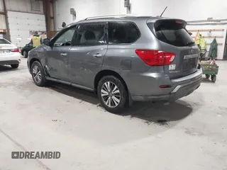2017 Nissan Pathfinder SL with VIN 5N1DR2MM2HC622055, listed as a IAAI auction lot 41979816 with 123,355 mi miles. Bid and sale history available at carsss.com. Image 3.