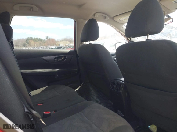 2016 Nissan Rogue SV with VIN KNMAT2MV8GP602286, listed as a IAAI auction lot 41867711 with 130,990 mi miles. Bid and sale history available at carsss.com. Image 8.