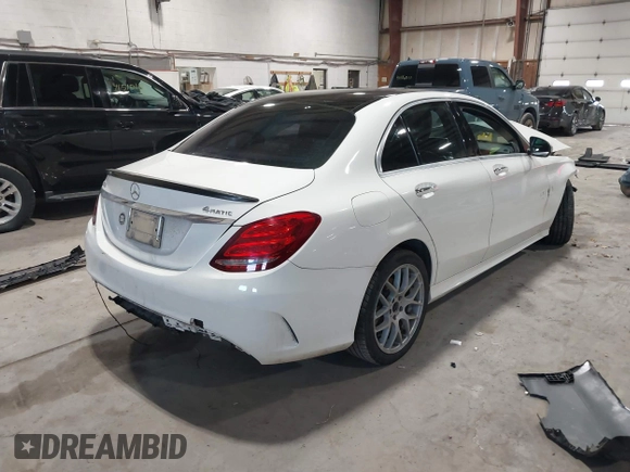 2015 Mercedes-Benz C-Class C 400 with VIN 55SWF6GB7FU035307, listed as a IAAI auction lot 41546482 with 165,945 mi miles. Bid and sale history available at carsss.com. Image 4.