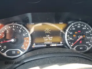 2022 Jeep Renegade Latitude with VIN ZACNJDB11NPN60155, listed as a Copart auction lot 50486635 with 140,298 mi miles and Salvage title. Bid and sale history available at DreamBid. Image 9.