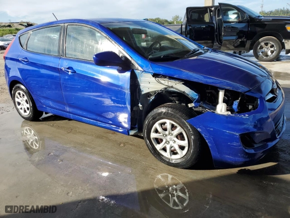 2014 Hyundai Accent GS with VIN KMHCT5AE8EU175586, listed as a Copart auction lot 87163834 with 88,190 mi miles and Non Repairable. Bid and sale history available at carsss.com. Image 4.