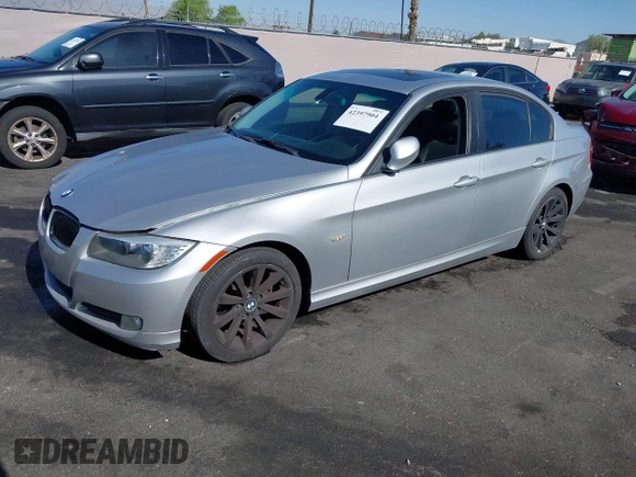2011 BMW 3 Series 328i с VIN WBAPH5C57BA445776, выставлен на аукционе IAAI как лот 42397904 с пробегом 131 320 миль миль и . История ставок и продаж доступна на DreamBid. Изображение 2.