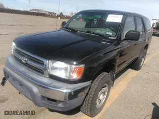 2000 Toyota 4Runner with VIN JT3GM84R0Y0061827, listed as a IAAI auction lot 41767033 with 237,007 mi miles. Bid and sale history available at carsss.com. Image 2.