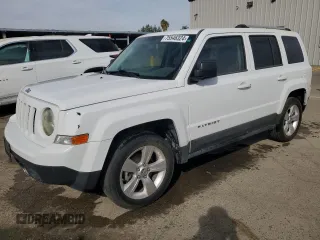 2012 Jeep Patriot Limited z VIN 1C4NJPCB2CD538916, wystawiony jako Copart lot #75546324 z przebiegiem 137 430 mil mil oraz Czysty tytuł • Clean title. Historia ofert i sprzedaży dostępna na DreamBid. Obrazek 1.