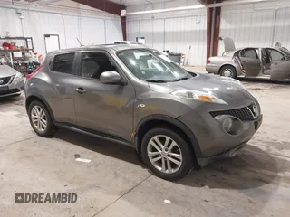 2011 Nissan Juke SV with VIN JN8AF5MR8BT007471, listed as a IAAI auction lot 42207802 with 161,038 mi miles and . Bid and sale history available at carsss.com. Image 1.