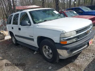 2003 Chevrolet Tahoe LT with VIN 1GNEC13Z33J145665, listed as a IAAI auction lot 41807970 with 307,997 mi miles. Bid and sale history available at carsss.com. Image 1.