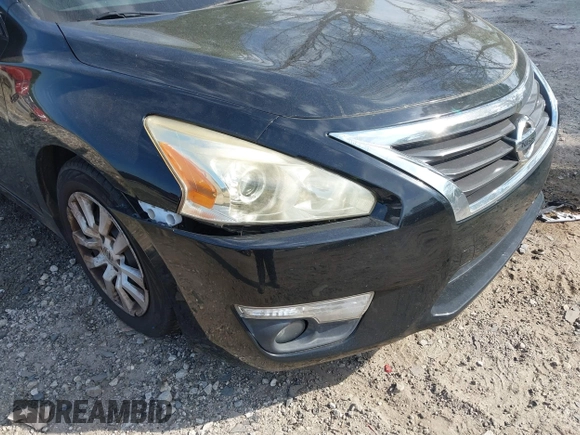 2013 Nissan Altima SV with VIN 1N4AL3AP0DC251278, listed as a IAAI auction lot 42078718 with 178,656 mi miles and . Bid and sale history available at carsss.com. Image 6.
