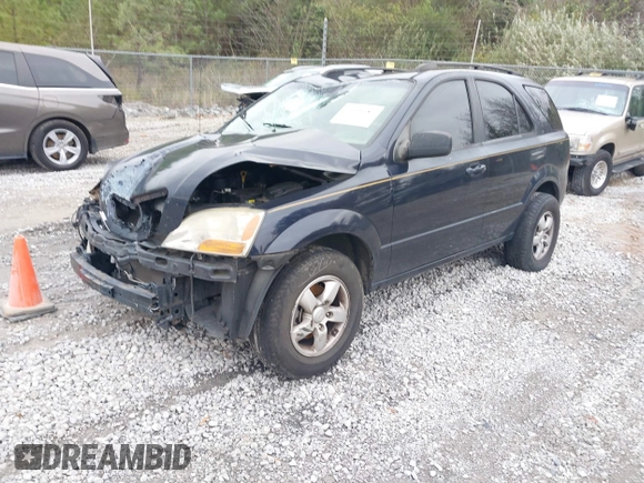 2009 Kia Sorento LX with VIN KNDJD735295866128, listed as a IAAI auction lot 40965680 with 164,784 mi miles and . Bid and sale history available at DreamBid. Image 2.