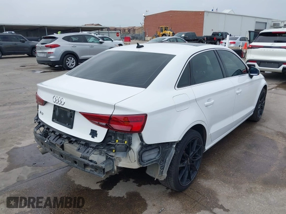 2019 Audi A3 Premium z VIN WAUAUGFF6K1011141, wystawiony jako IAAI lot #42173319 z przebiegiem 109 370 mil mil oraz . Historia ofert i sprzedaży dostępna na DreamBid. Obrazek 4.