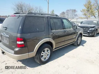 2008 Ford Explorer Eddie Bauer with VIN 1FMEU74828UA51471, listed as a IAAI auction lot 41770347 with 152,446 mi miles. Bid and sale history available at carsss.com. Image 4.