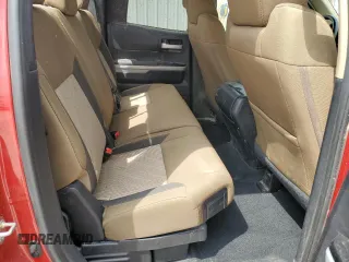 2017 Toyota Tundra SR z VIN 5TFUW5F1XHX630768, wystawiony jako Copart lot #53498545 z przebiegiem 101 323 mil mil oraz Szkoda całkowita • Salvage title. Historia ofert i sprzedaży dostępna na DreamBid. Obrazek 10.