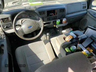 2003 Ford F-350 XL с VIN 1FTSW31P43EC53804, выставлен на аукционе Copart как лот 55336085 с пробегом 153 958 миль миль и Списание • Salvage title. История ставок и продаж доступна на DreamBid. Изображение 8.