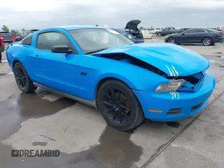 2011 Ford Mustang V6 with VIN 1ZVBP8AM2B5138727, listed as a IAAI auction lot 41940117 with 173,824 mi miles and . Bid and sale history available at DreamBid. Image 1.