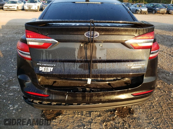 2020 Ford Fusion Hybrid Titanium with VIN 3FA6P0RU6LR100352, listed as a Copart auction lot 61331832 with 52,038 mi miles. Bid and sale history available at carsss.com. Image 9.