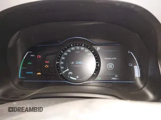 2018 Hyundai Ioniq SEL z VIN KMHC75LC2JU071766, wystawiony jako IAAI lot #42334469 z przebiegiem 78 987 mil mil oraz . Historia ofert i sprzedaży dostępna na DreamBid. Obrazek 7.