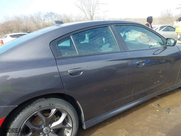 2019 Dodge Charger GT with VIN 2C3CDXHG1KH565596, listed as a IAAI auction lot 41509238 with NaN miles. Bid and sale history available at carsss.com. Image 13.