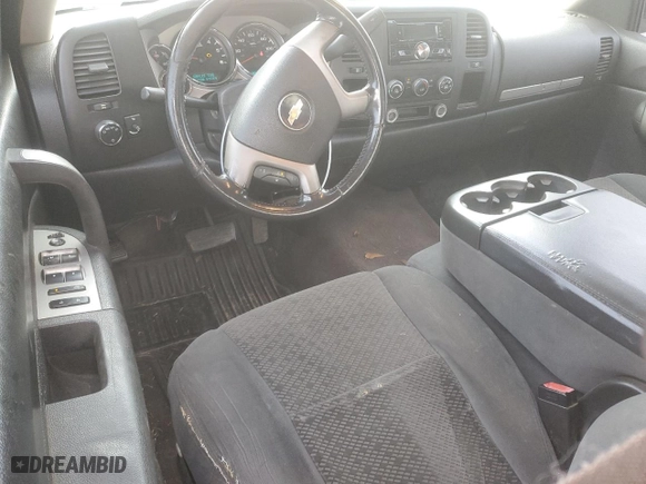 2007 Chevrolet Silverado 1500 Work Truck with VIN 2GCEC19C471711246, listed as a Copart auction lot 43143695 with 302,328 mi miles and Salvage Title. Bid and sale history available at carsss.com. Image 8.