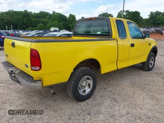 2000 Ford F-150 XL with VIN 1FTRX18W0YKB28000, listed as a IAAI auction lot 42451649 with 193,718 mi miles and . Bid and sale history available at DreamBid. Image 4.
