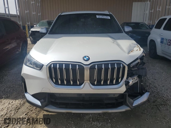 2024 BMW X1 xDrive28i with VIN WBX73EF07R5007573, listed as a Copart auction lot 49054865 with 21,009 mi miles and Clean Title. Bid and sale history available at carsss.com. Image 5.