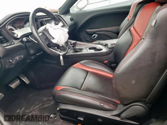 2019 Dodge Challenger R/T Scat Pack z VIN 2C3CDZFJ0KH540554, wystawiony jako Copart lot #56832535 z przebiegiem 59 298 mil mil oraz Szkoda całkowita • Salvage title. Historia ofert i sprzedaży dostępna na DreamBid. Obrazek 7.