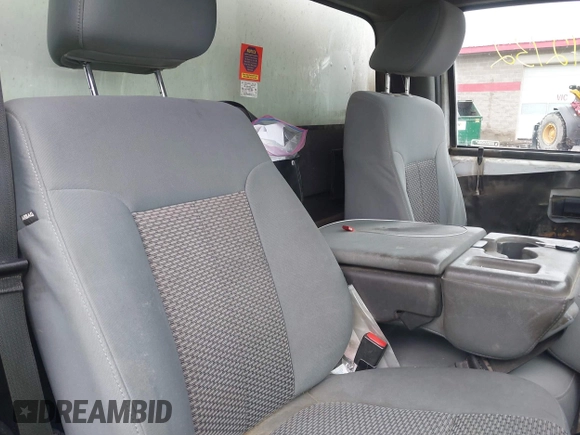 2015 Ford F-250 XL with VIN 1FDBF2B63FEA47602, listed as a IAAI auction lot 42412732 with 436,482 mi miles and . Bid and sale history available at DreamBid. Image 8.