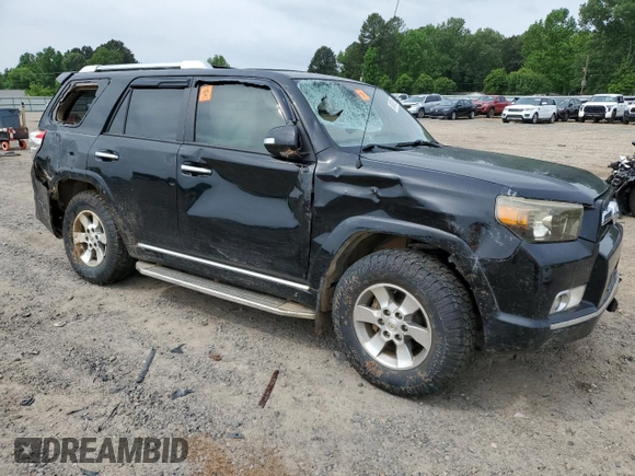 2011 Toyota 4Runner SR5 z VIN JTEZU5JRXB5028654, wystawiony jako Copart lot #54906235 z przebiegiem 164 438 mil mil oraz Szkoda całkowita • Salvage title. Historia ofert i sprzedaży dostępna na DreamBid. Obrazek 4.