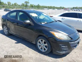 2011 Mazda 3 i Touring z VIN JM1BL1VG3B1398409, wystawiony jako IAAI lot #42281126 z przebiegiem 134 001 mil mil oraz . Historia ofert i sprzedaży dostępna na DreamBid. Obrazek 1.