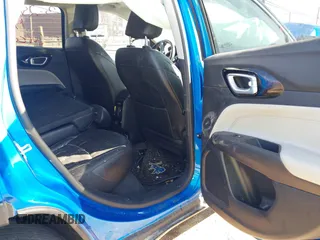 2022 Jeep Compass Limited with VIN 3C4NJDCB7NT185777, listed as a IAAI auction lot 41952891 with 28,820 mi miles and . Bid and sale history available at DreamBid. Image 8.