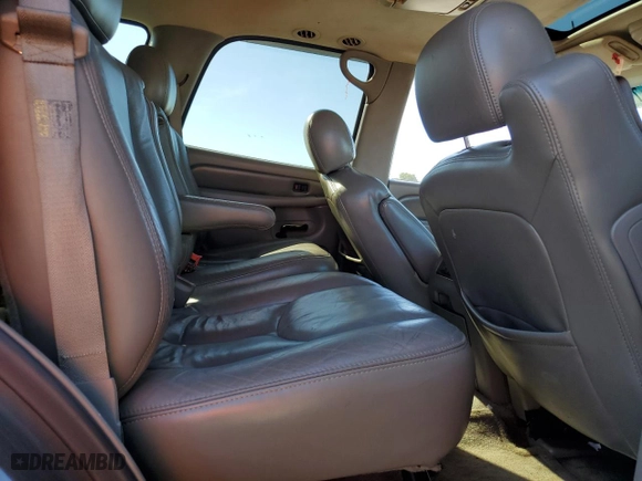 2005 GMC Yukon Denali with VIN 1GKEK63U55J190594, listed as a Copart auction lot 71193854 with 157,932 mi miles and Salvage Title. Bid and sale history available at carsss.com. Image 11.