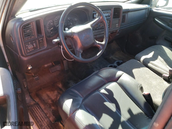 2002 Chevrolet Silverado 1500 with VIN 1GCEC14W62Z156043, listed as a Copart auction lot 49470355 with 300,960 mi miles and Salvage Title. Bid and sale history available at carsss.com. Image 8.