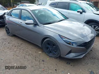 2023 Hyundai Elantra SEL with VIN KMHLM4AG8PU555989, listed as a IAAI auction lot 42252883 with 38,725 mi miles and . Bid and sale history available at DreamBid. Image 1.