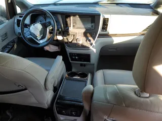 2016 Toyota Sienna Limited with VIN 5TDDK3DC3GS143212, listed as a Copart auction lot 85679694 with 150,340 mi miles and Salvage title. Bid and sale history available at DreamBid. Image 8.