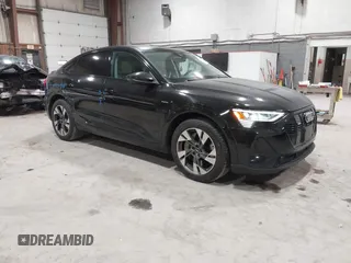 2021 Audi e-tron Sportback S line Premium with VIN WA11AAGE7MB037141, listed as a IAAI auction lot 41787822 with 31,834 mi miles. Bid and sale history available at carsss.com. Image 1.