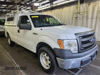 2013 Ford F-150 XL z VIN 1FTMF1CM4DKE18754, wystawiony jako IAAI lot #42844298 z przebiegiem 71 624 mil mil oraz . Historia ofert i sprzedaży dostępna na DreamBid. Obrazek 19.