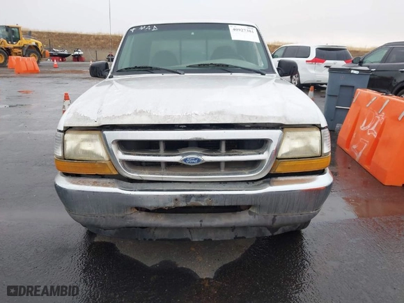 1998 Ford Ranger XL with VIN 1FTYR14XXWPB50753, listed as a IAAI auction lot 40927381 with 352,183 mi miles. Bid and sale history available at carsss.com. Image 6.
