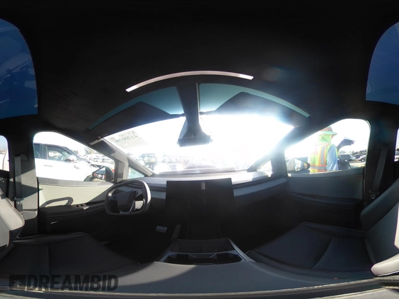 2024 Tesla Cybertruck с VIN 7G2CEHEDXRA050258, выставлен на аукционе IAAI как лот 41200586 с пробегом 495 миль миль и . История ставок и продаж доступна на DreamBid. Изображение 21.