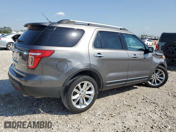 2013 Ford Explorer XLT with VIN 1FM5K7D85DGC69516, listed as a Copart auction lot 49048805 with 92,492 mi miles and Clean Title. Bid and sale history available at carsss.com. Image 3.